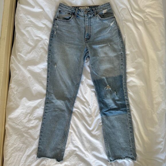 Abercrombie Curve Love Mom Jeans - Picture 1 of 5